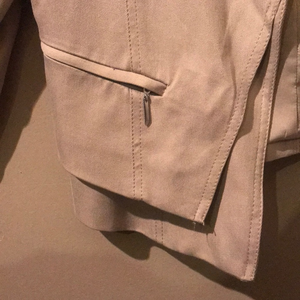 White House Black Market Blazer - Picture 3 of 7